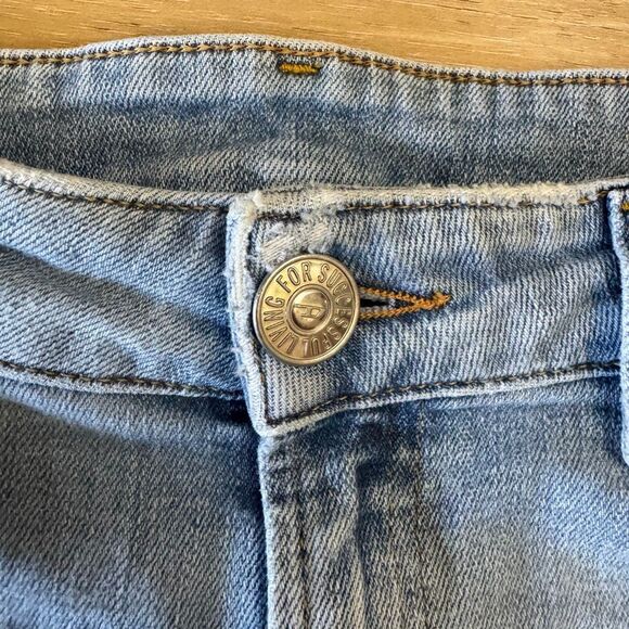 Diesel D-Jevel Women’s Blue Low Rise Denim Jeans Size 29 X 30 Designer Luxury - Picture 5 of 10